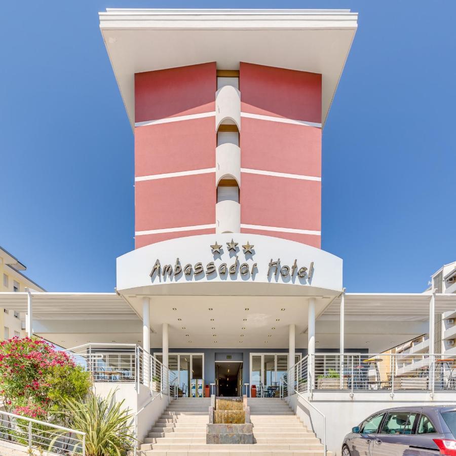 Apartaments Suites Ambassador Caorle Zewnętrze zdjęcie